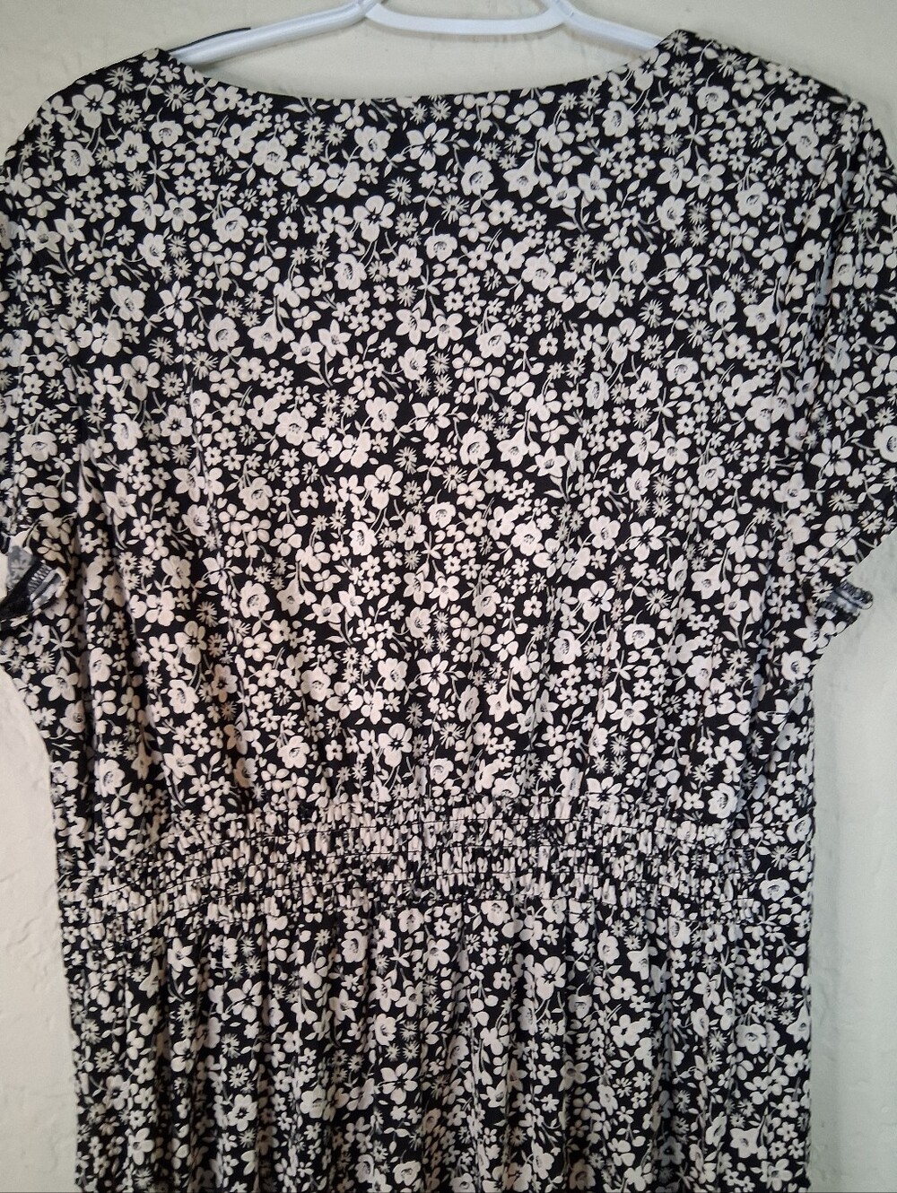 Perceptions Black & White Ditsy Floral Empire Waist Midi Stretchy Dress SZ XL - Picture 6 of 7